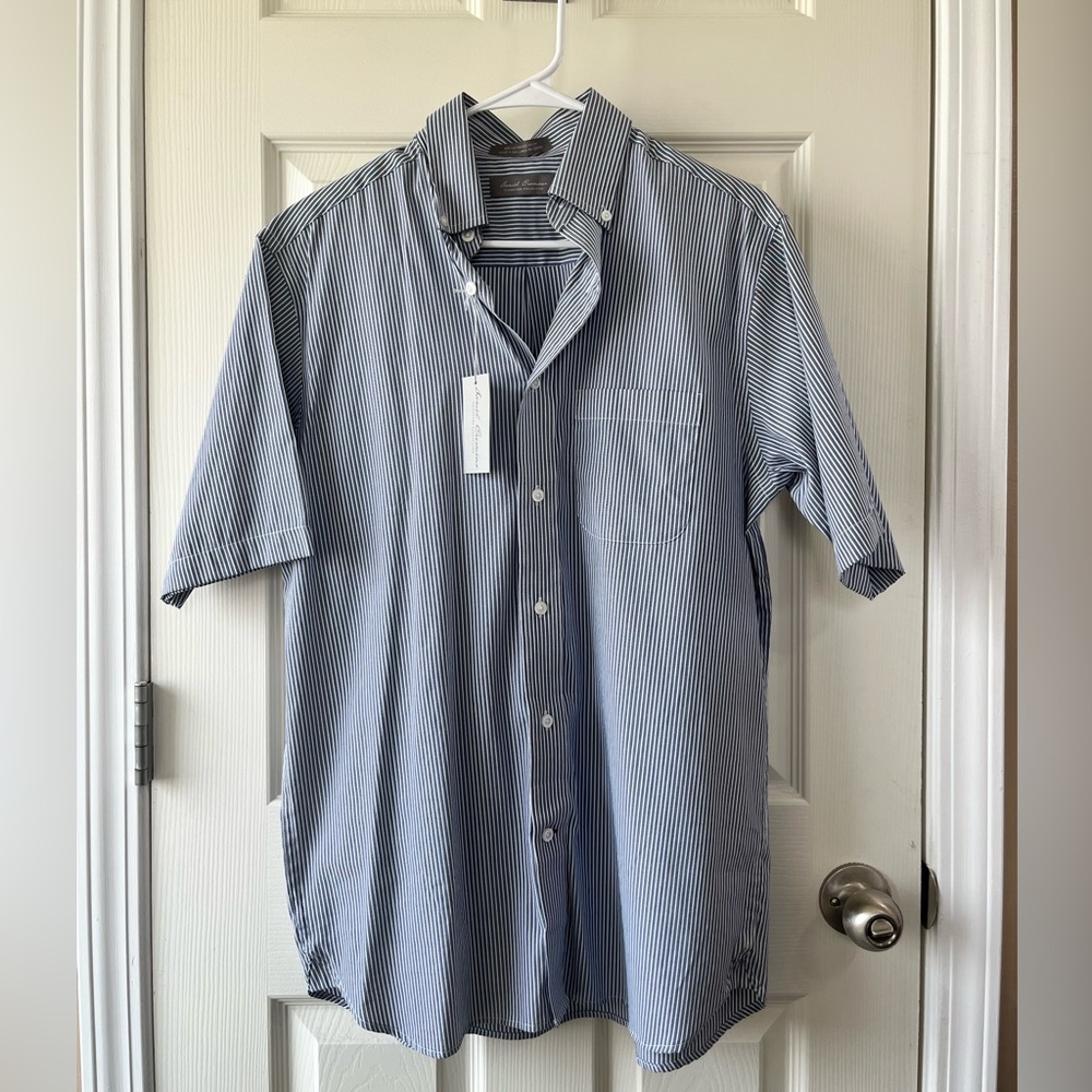 Daniel Cremieux Signature Collection Short Sleeve Button Down - Size Small